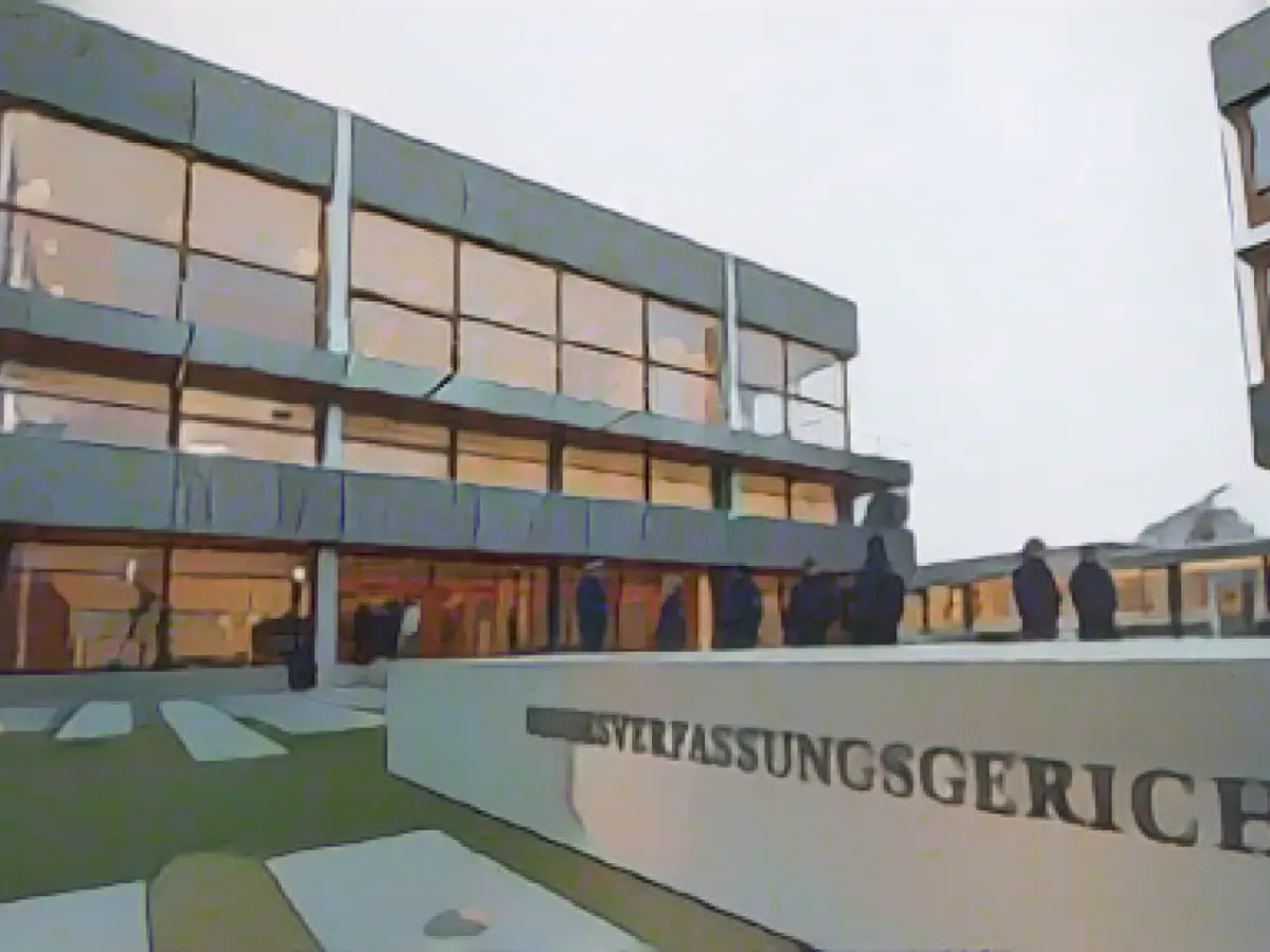 Teacher successfully appeals against search of home in Karlsruhe