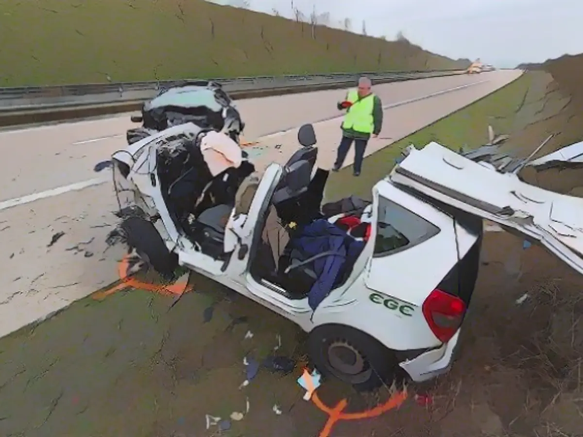 Serious accident on the A38 - wrong-way driver was on the run