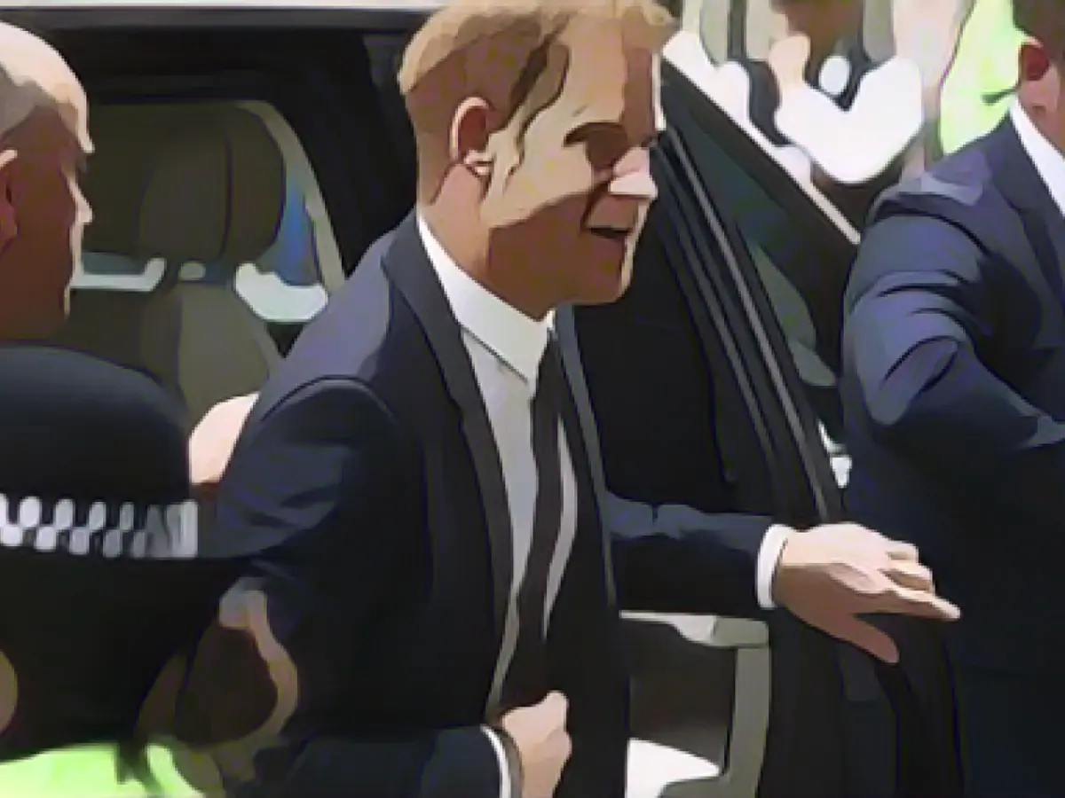 Cell phone hacking trial: media group must pay Prince Harry compensation