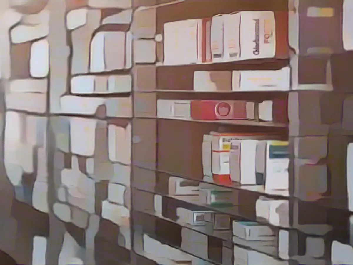 "... and ask your doctor or pharmacist.": Well-known advertising slogan is changed