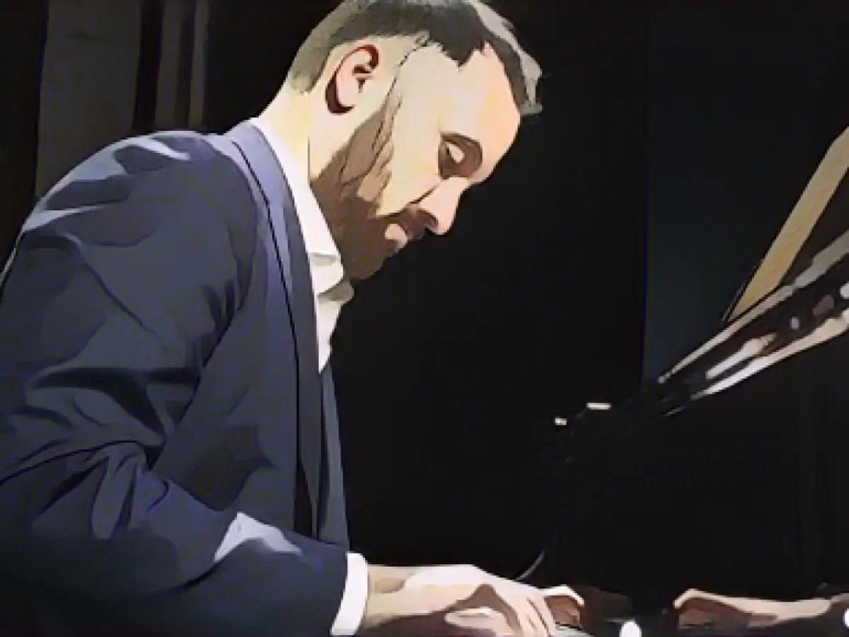 Igor Levit releases charity album
