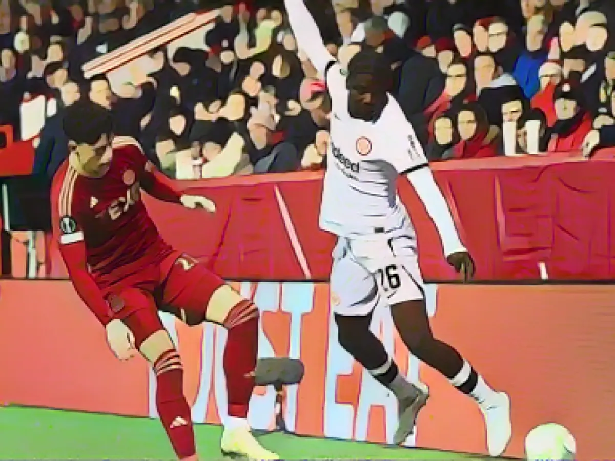 Frankfurt's Dina Ebimbe questionable against Leverkusen: Trapp fit