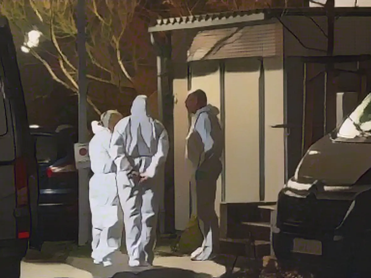 Two dead bodies discovered in apartment - presumably mother and son