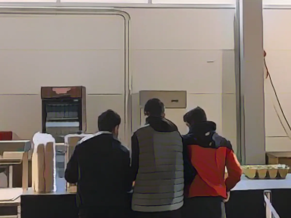 "male.young.refugee" for "invisible" refugees