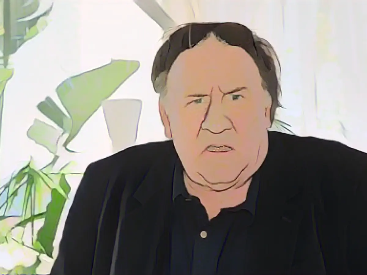 "Disgrace for France" - Actor Depardieu threatened with expulsion from the French Legion of Honor