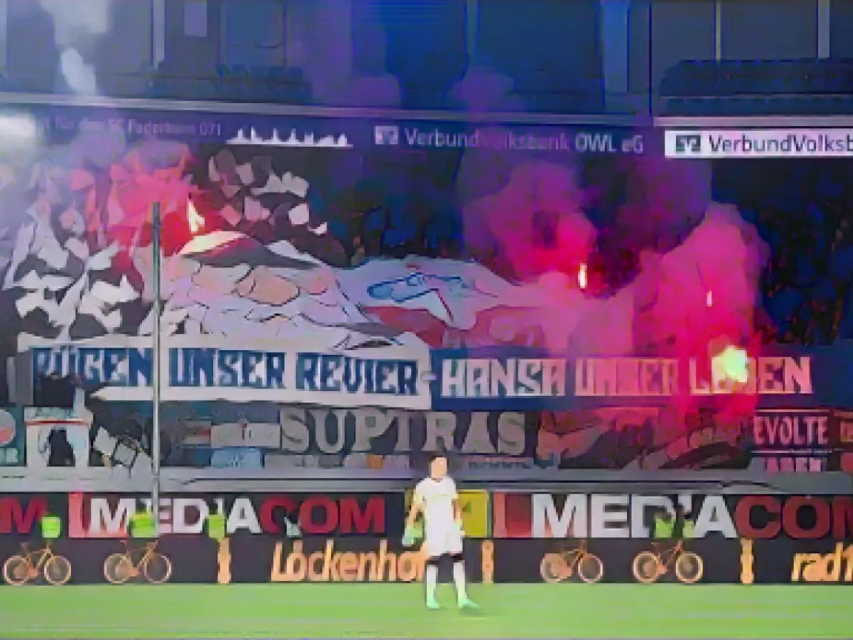 Several injured and a damaged stadium: Police and SC Paderborn condemn violent riots by fans