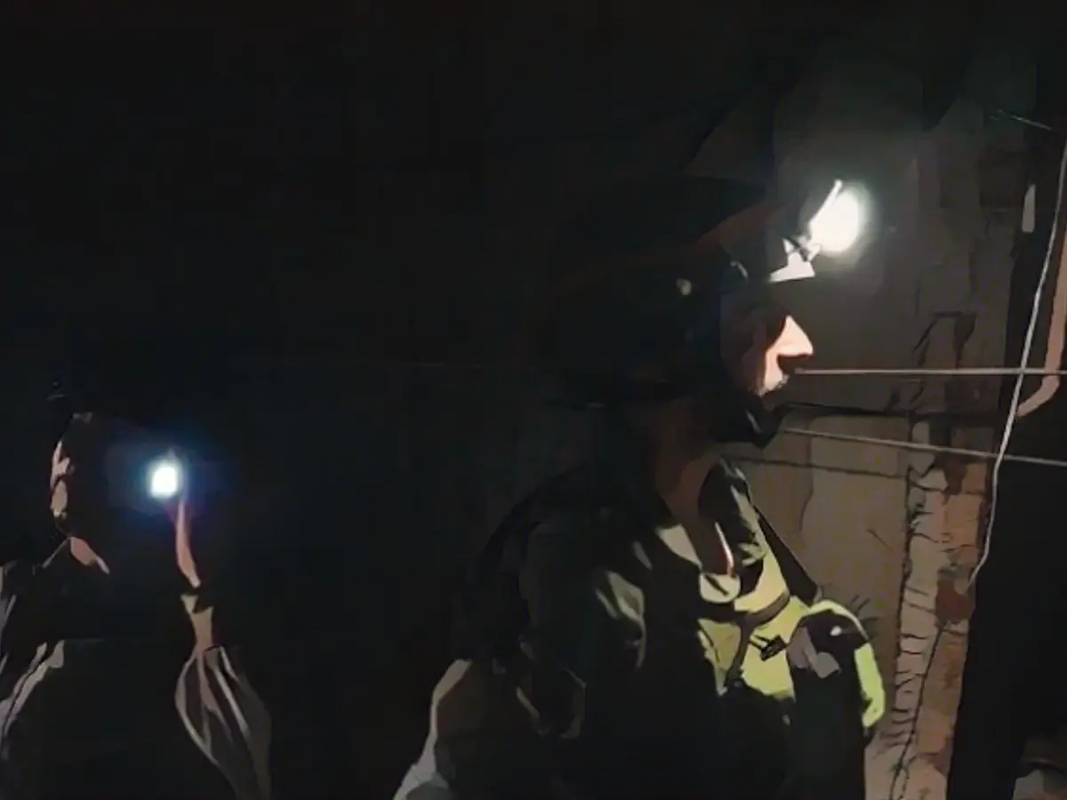 Israeli army tracks down massive terror tunnel