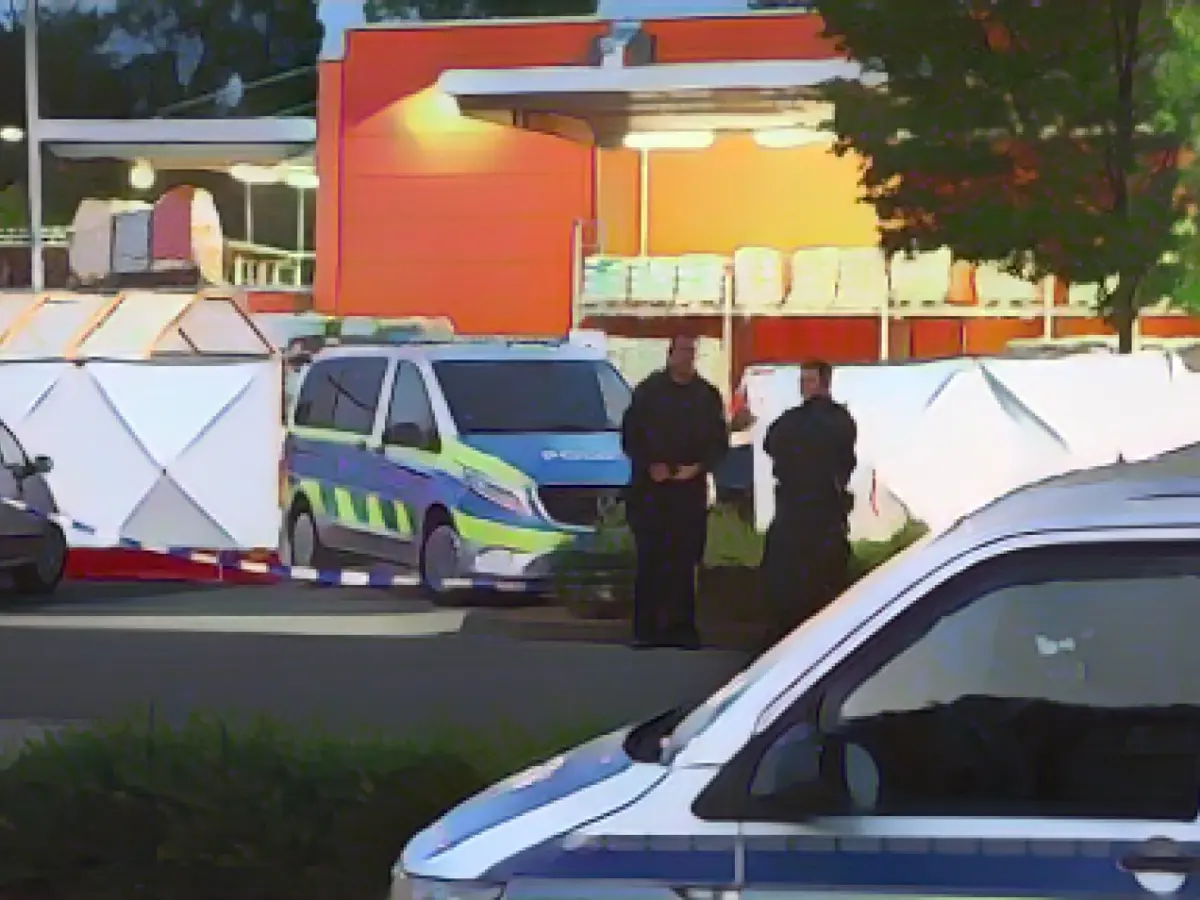 Wife stabbed to death in DIY store parking lot: Verdict expected