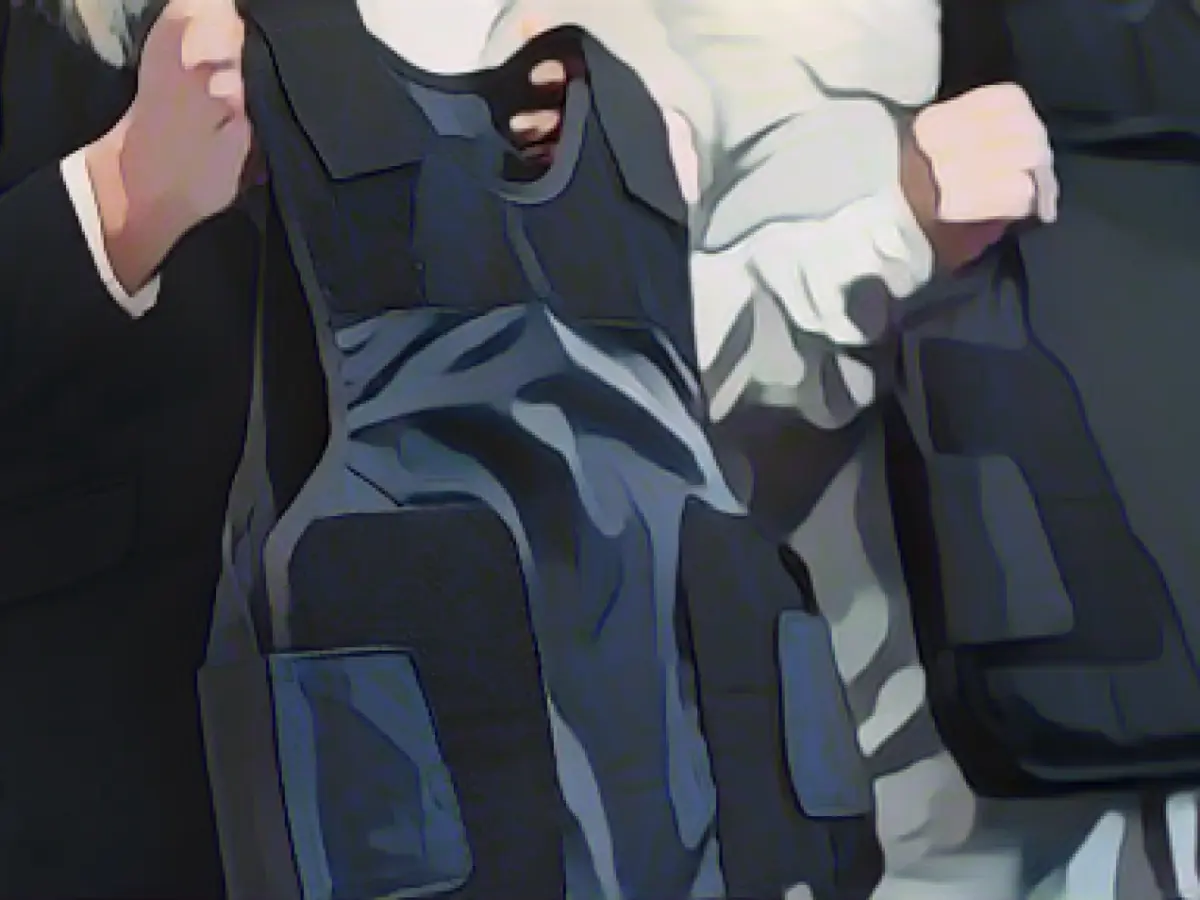 Protective vests for bailiffs here: criticism of delivery