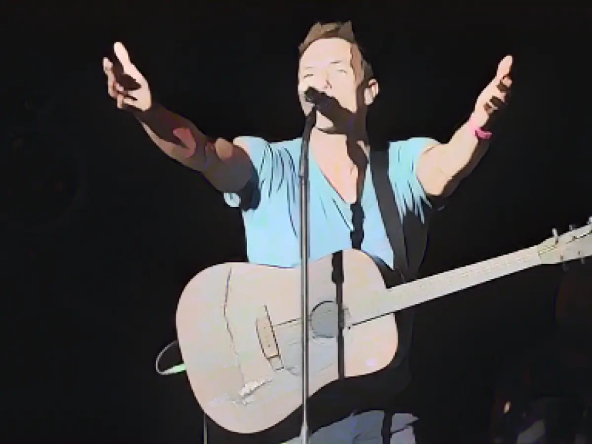 Voluntary café service with heart