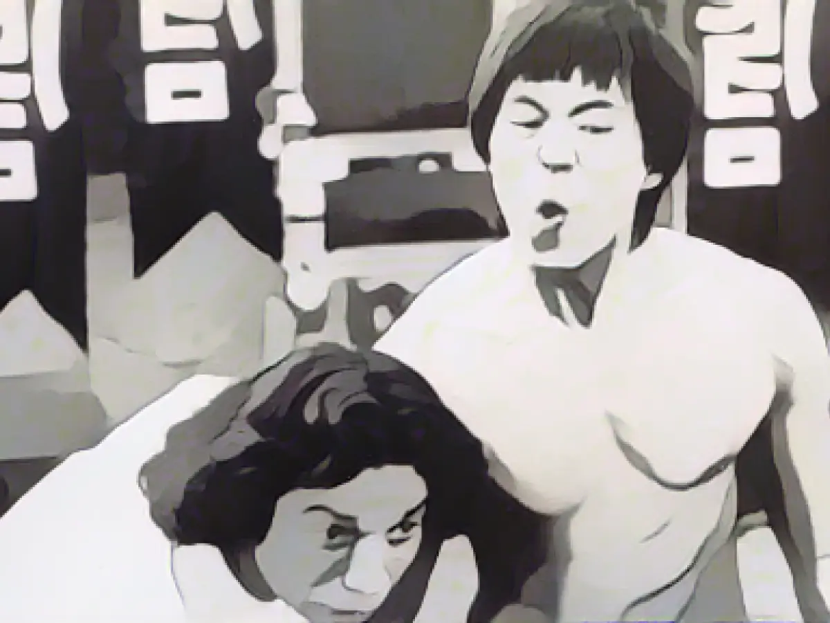 "KFC Movie" reunites for Traditional Chinese Medicine Festival