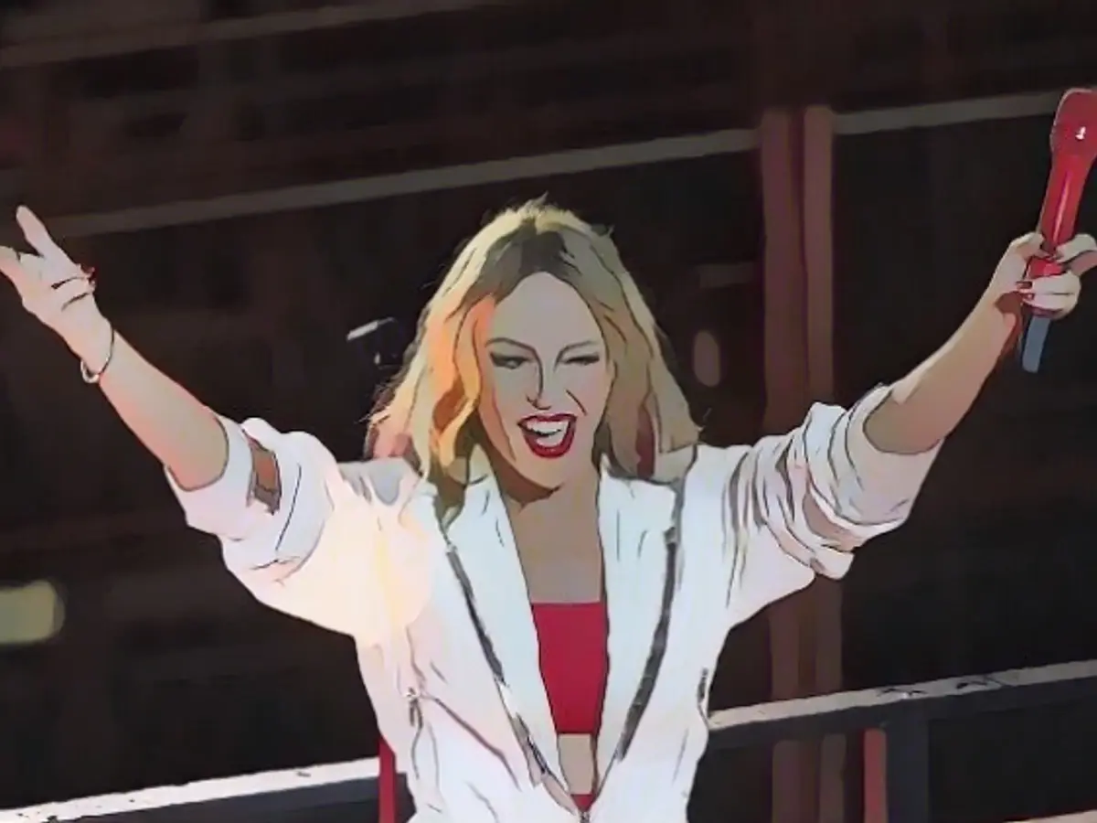 Kylie Minogue battles with cancer trauma