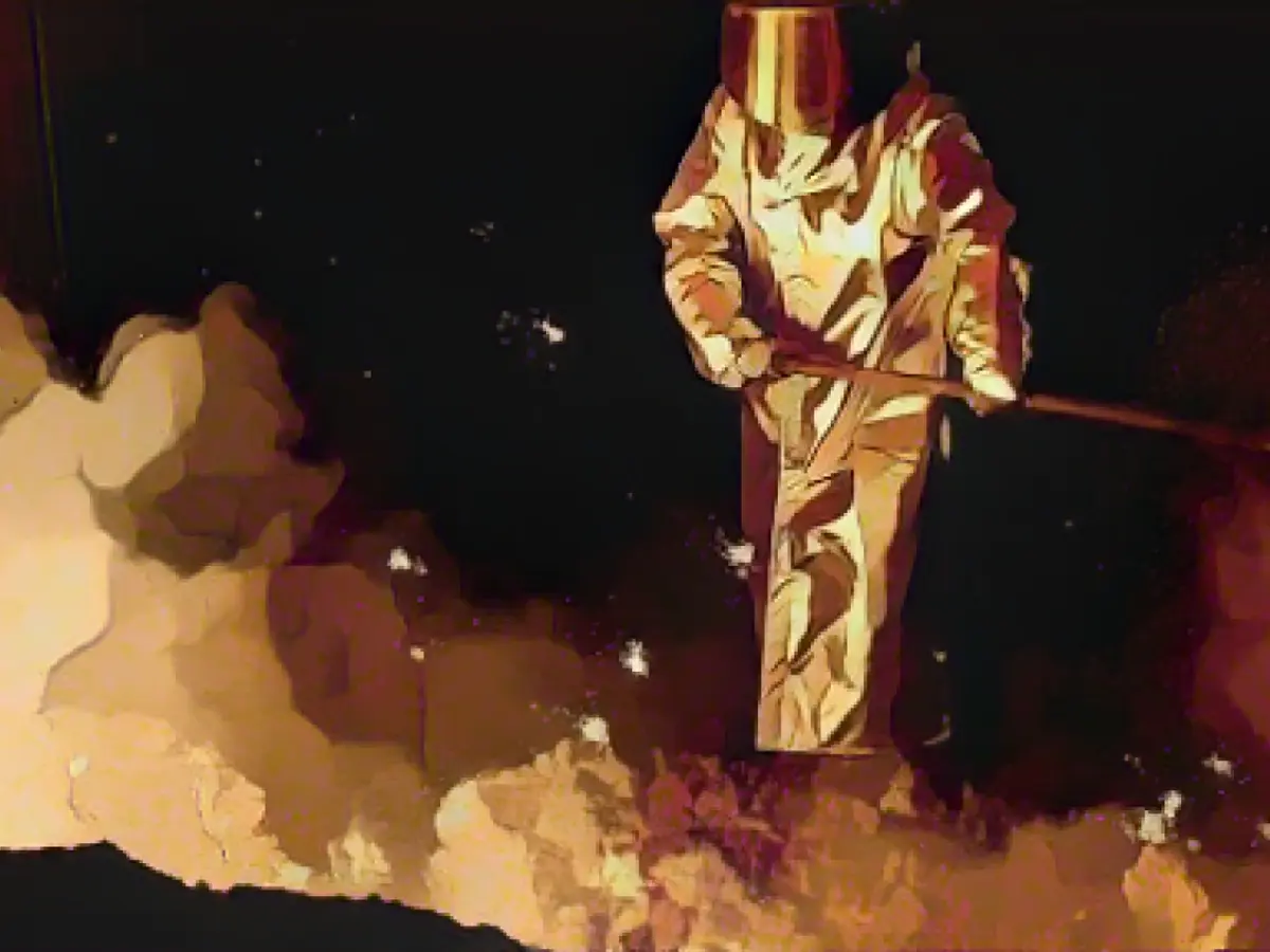 Steel industry expects production to fall by 4 percent