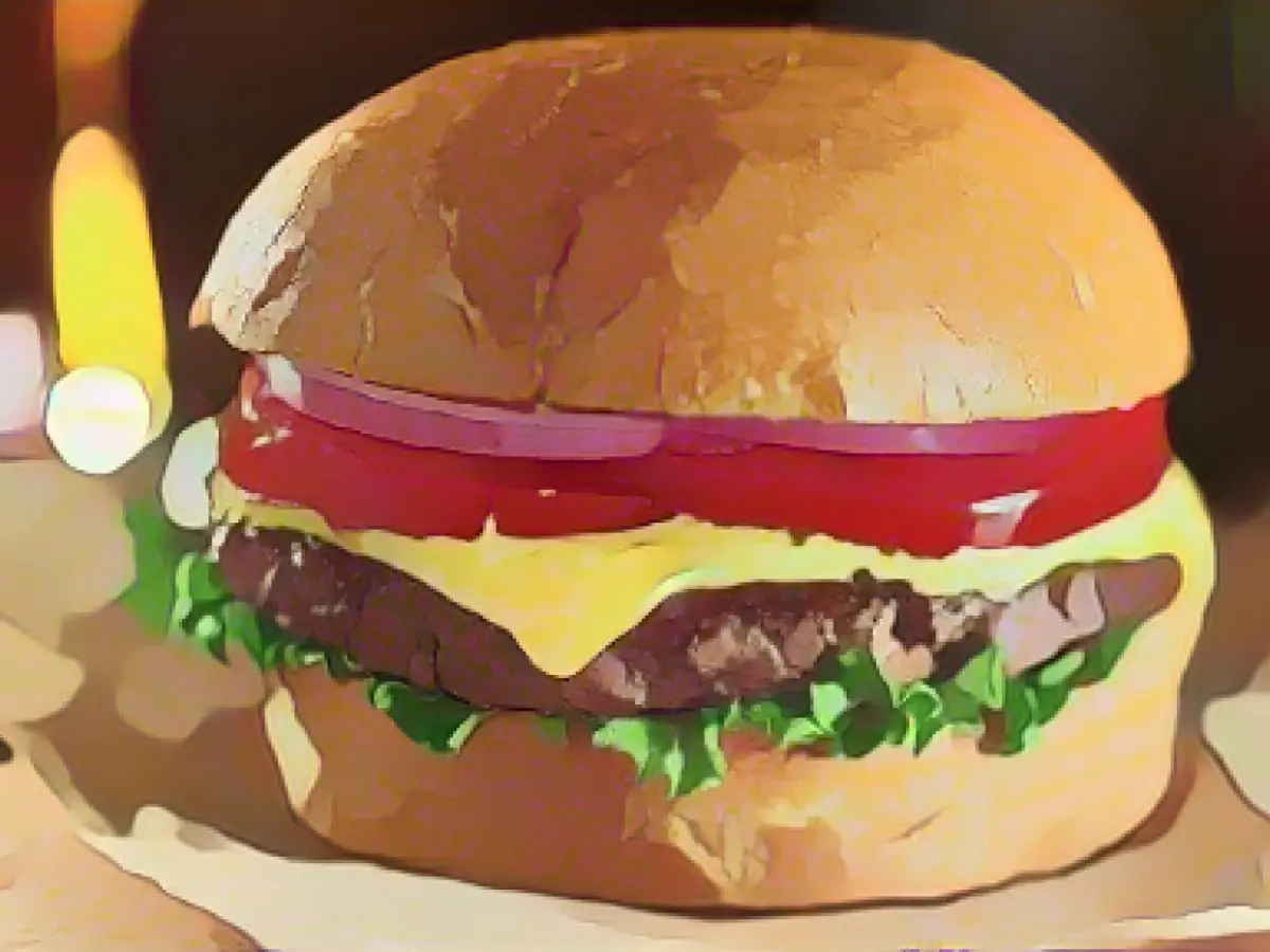 How burgers became an American staple — and where to buy the classic burger today