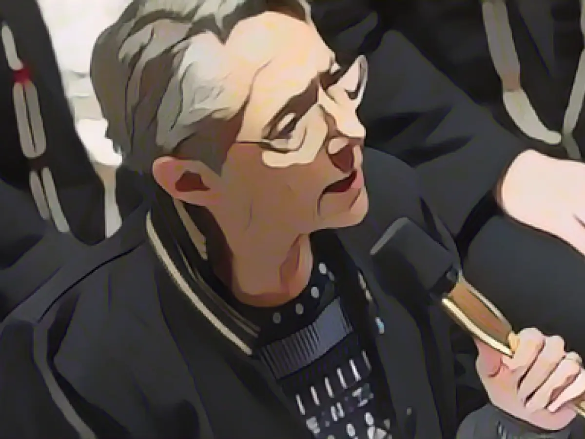 France's right-wing populists want to vote in favor of immigration law