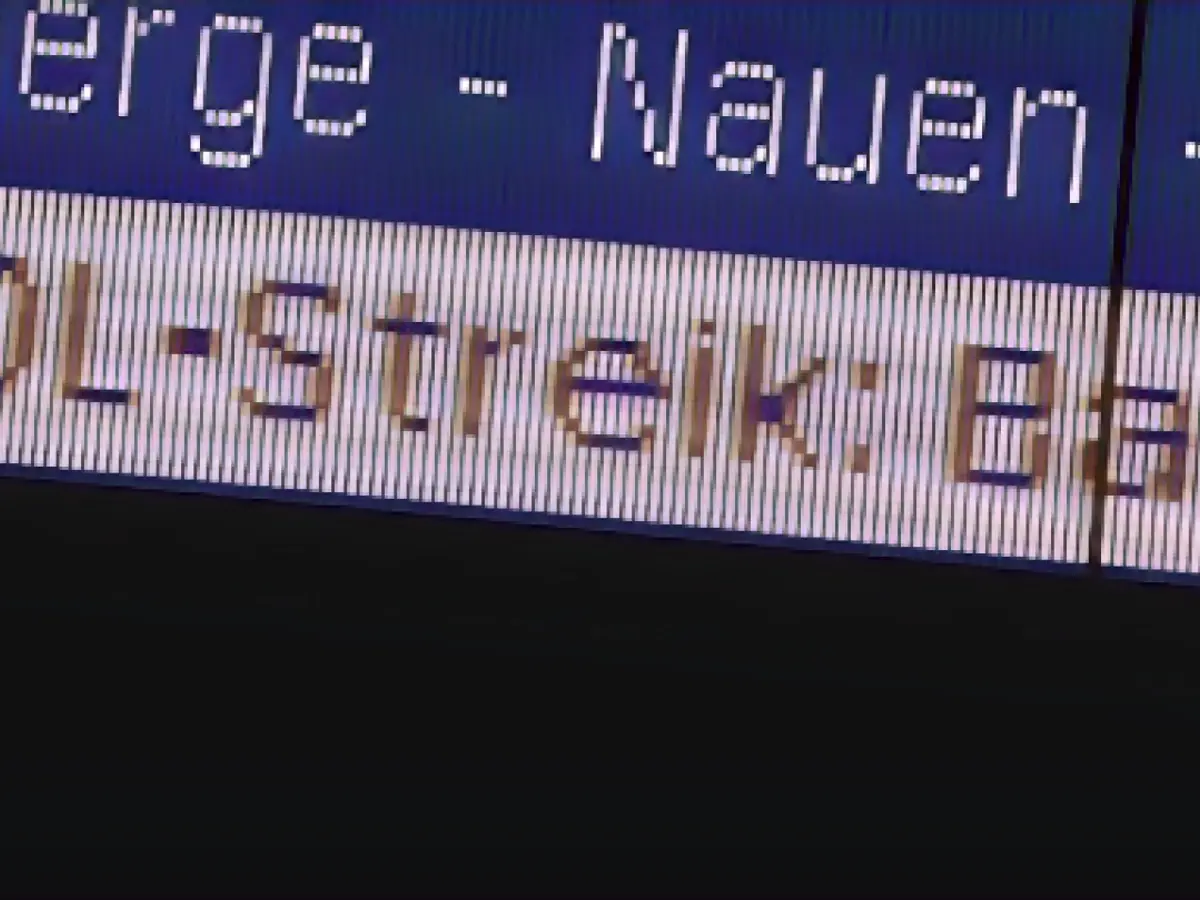"What comes next will be tougher for customers": GDL votes for further strikes at Deutsche Bahn