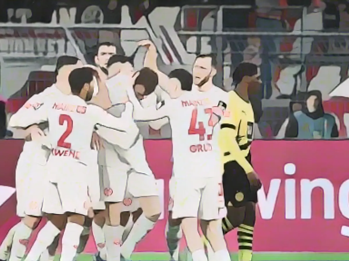 BVB also slip up against Mainz - Darmstadt show fighting spirit