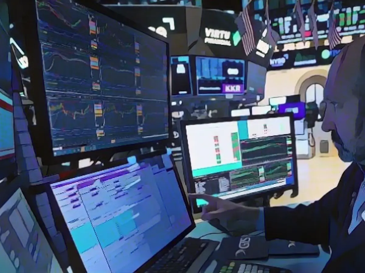 Wall Street remains in record mode