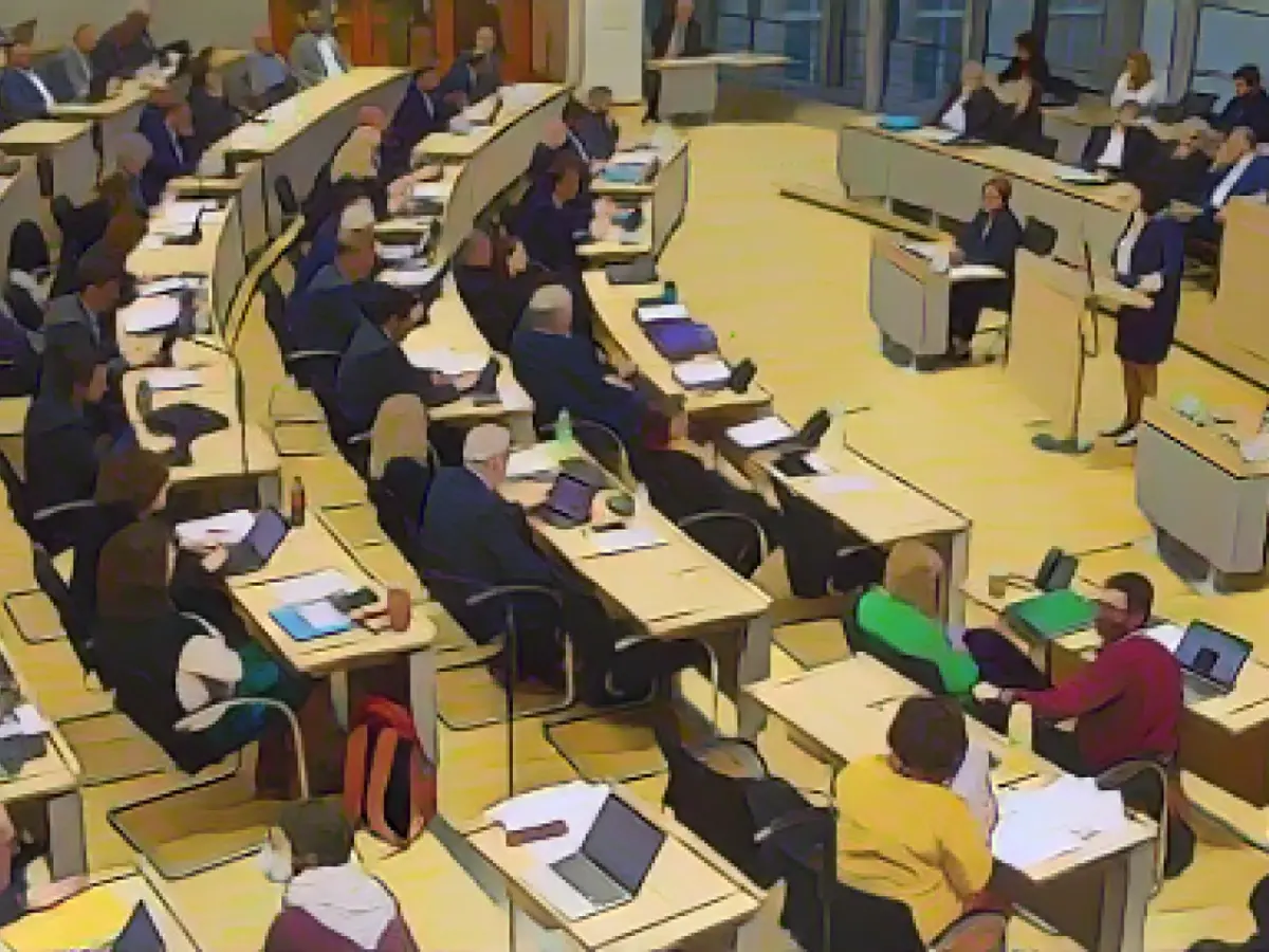 Greens criticize impending loss of EU funds