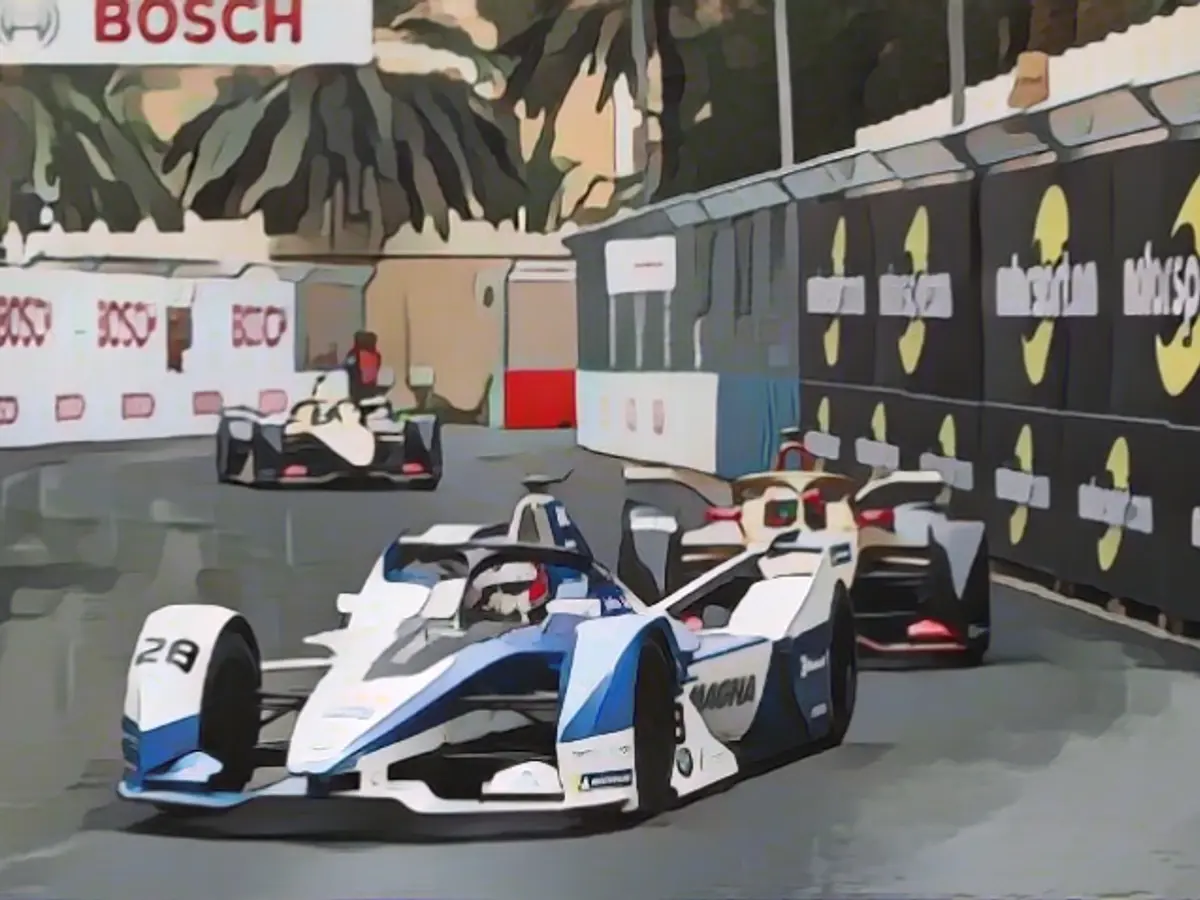 Saudi Electric Grand Prix: Portuguese driver da Costa wins Formula E season opener