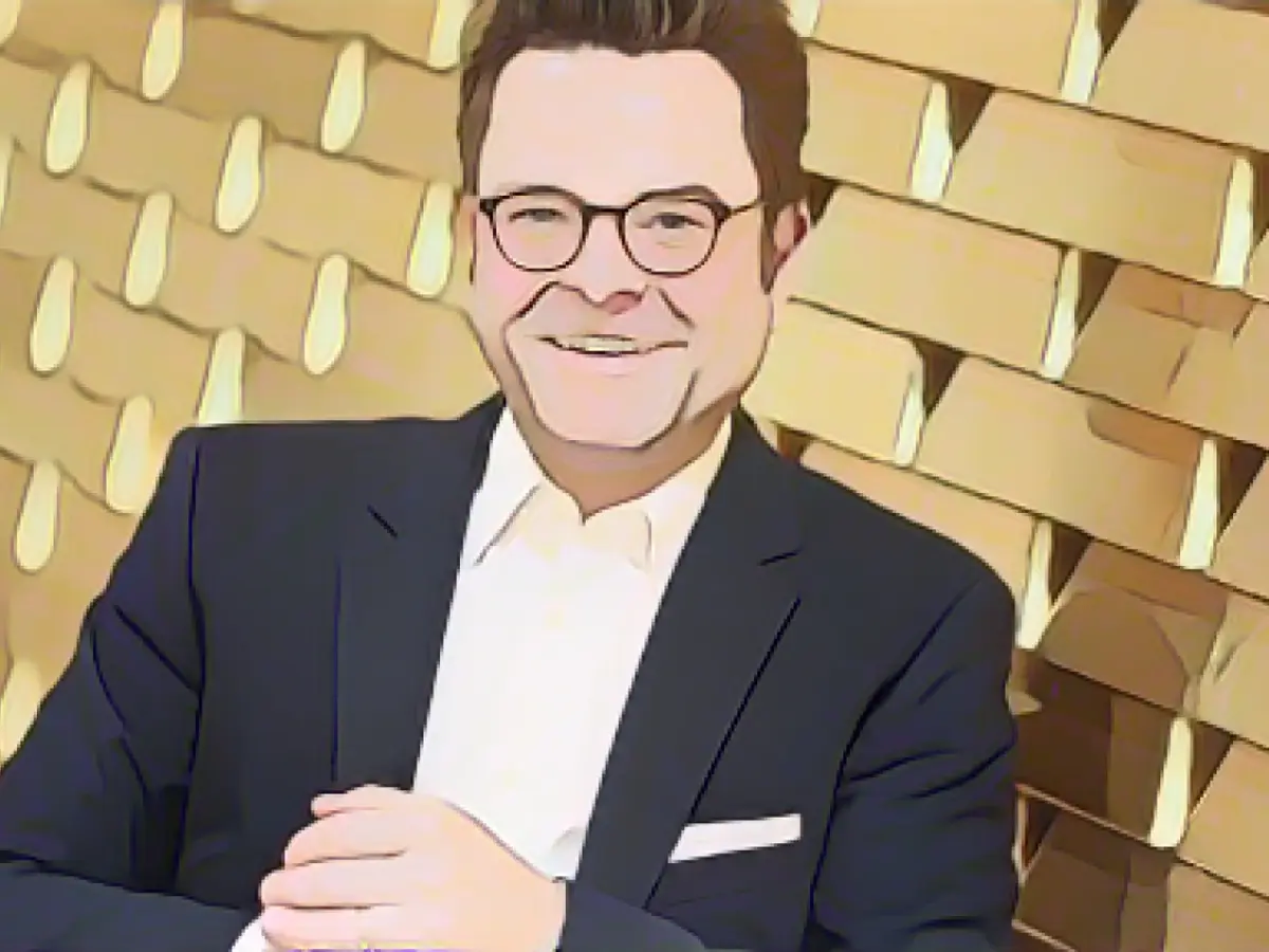 Gold price more dependent on interest rate policy than crises