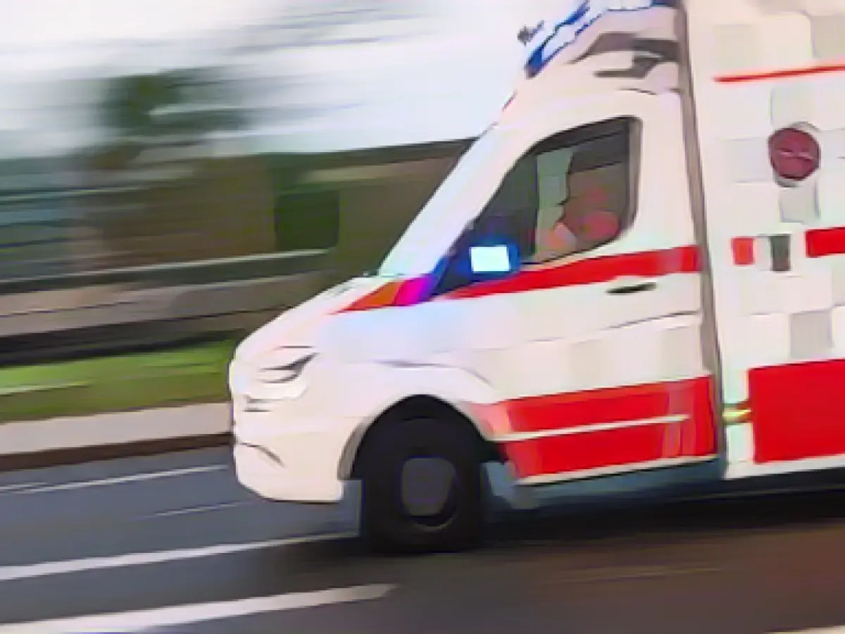 81-year-old crosses into oncoming lane: three seriously injured