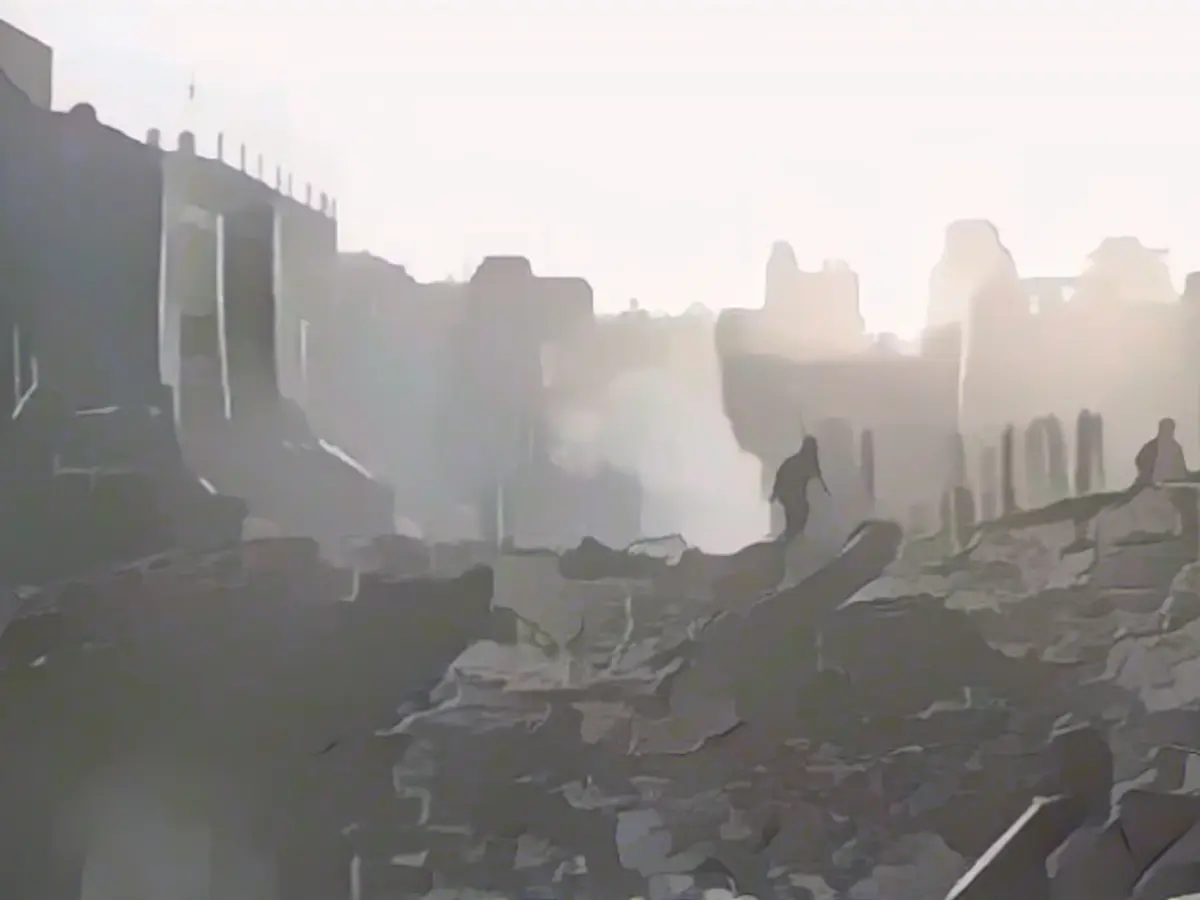 5 things to know on December 22: Israel, border crisis, extreme weather, Prague shooting, Rudy Giuliani