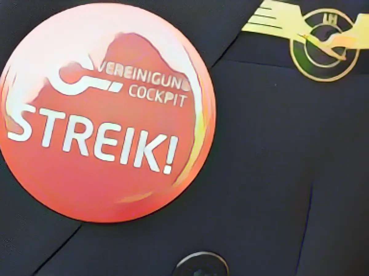 Warning strike at Lufthansa subsidiary Discover on Saturday