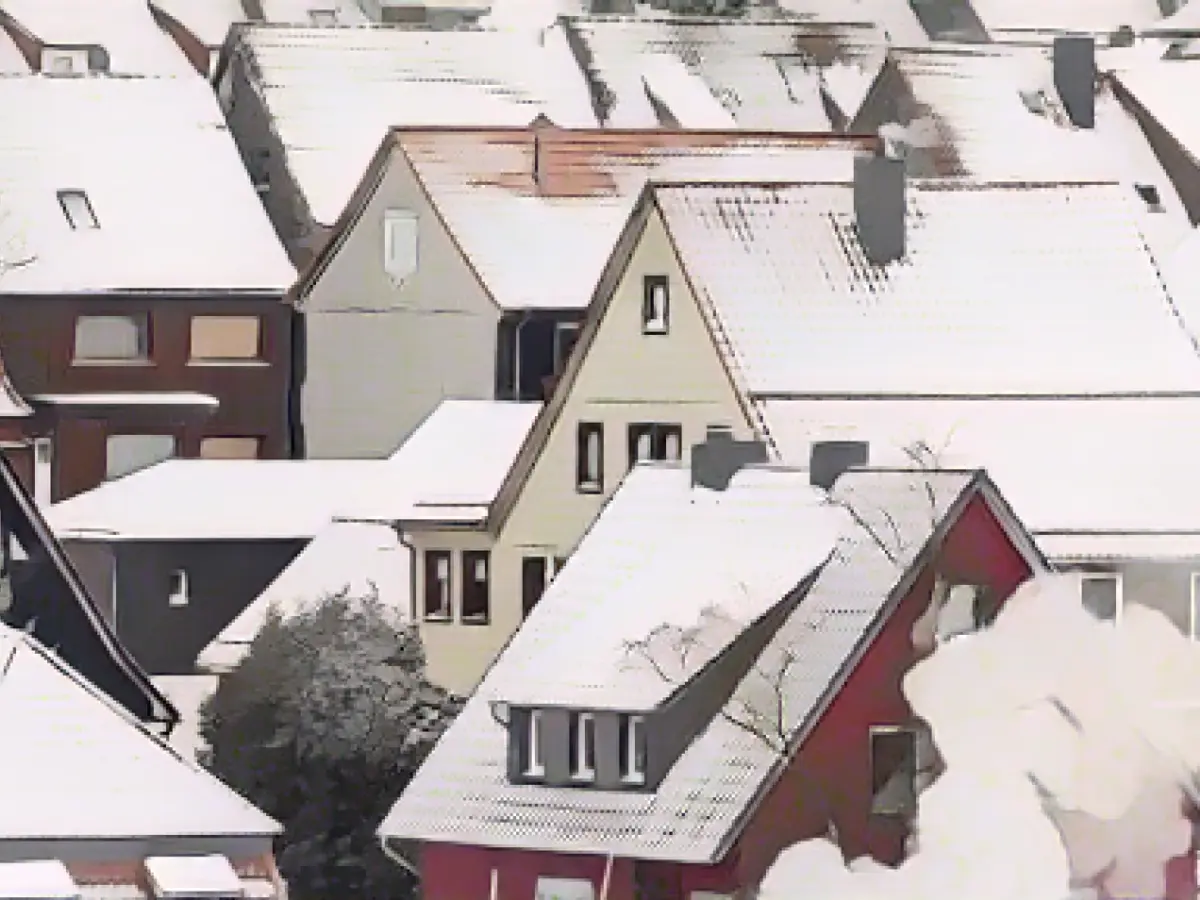 Falling real estate prices - sharpest decline since 2000