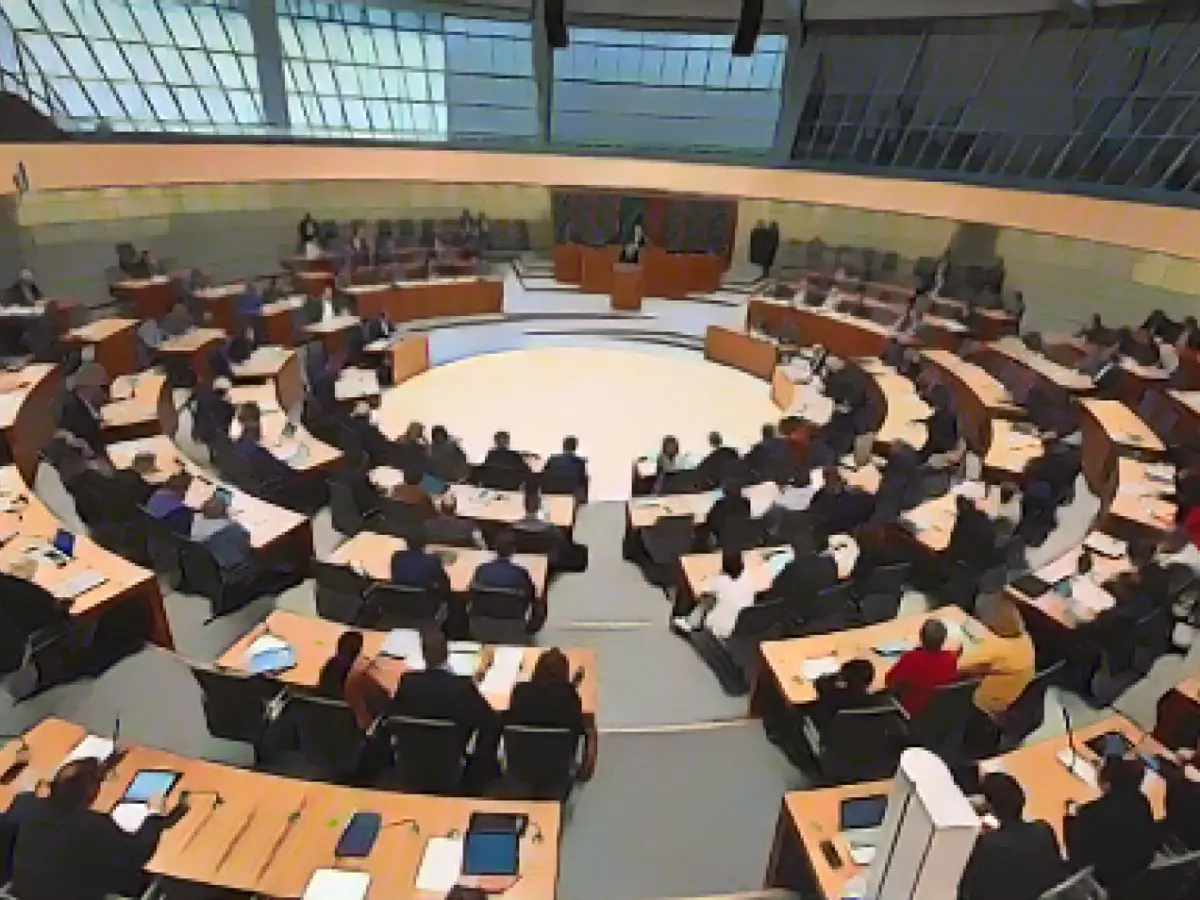 President of the state parliament calls for commitment to peace