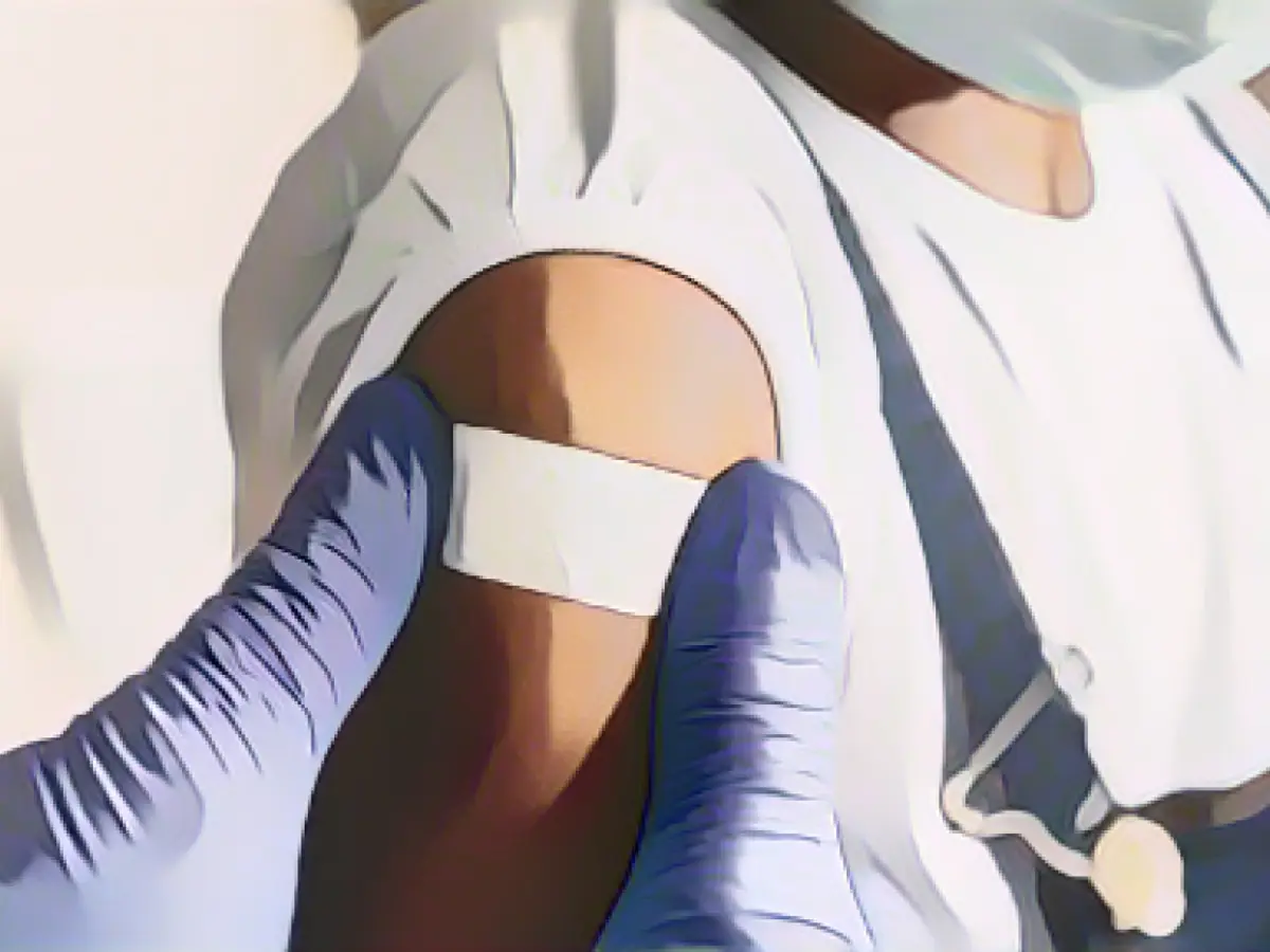 As new variants of Covid-19 rise, here's how to stay safe this holiday season