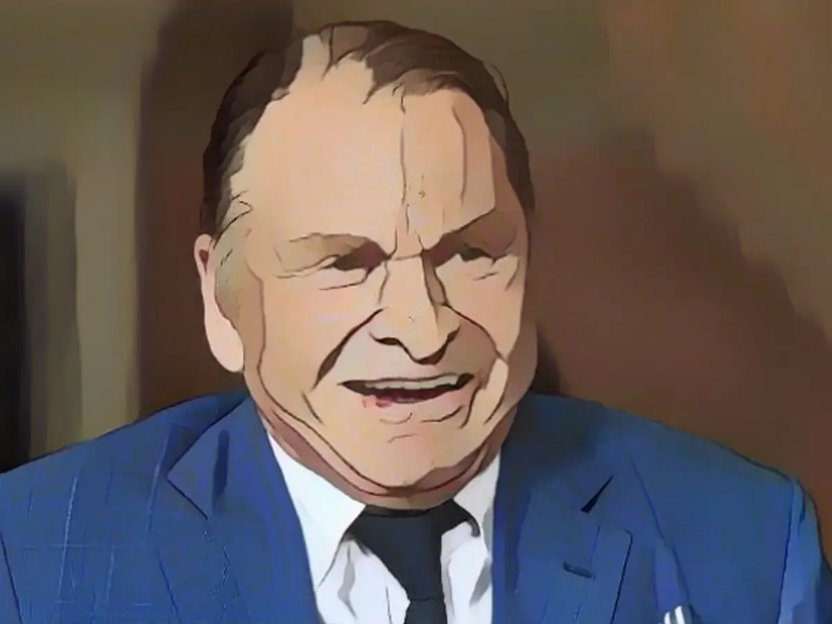 Fritz Wepper gets to spend Christmas Eve at home