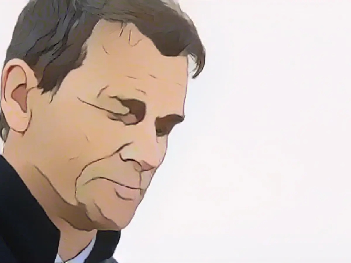 Prosecutor demands prison sentence for Lehmann