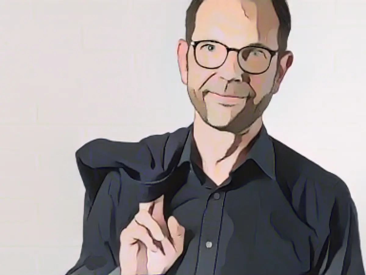 Expert: No all-clear when it comes to right-wing extremism