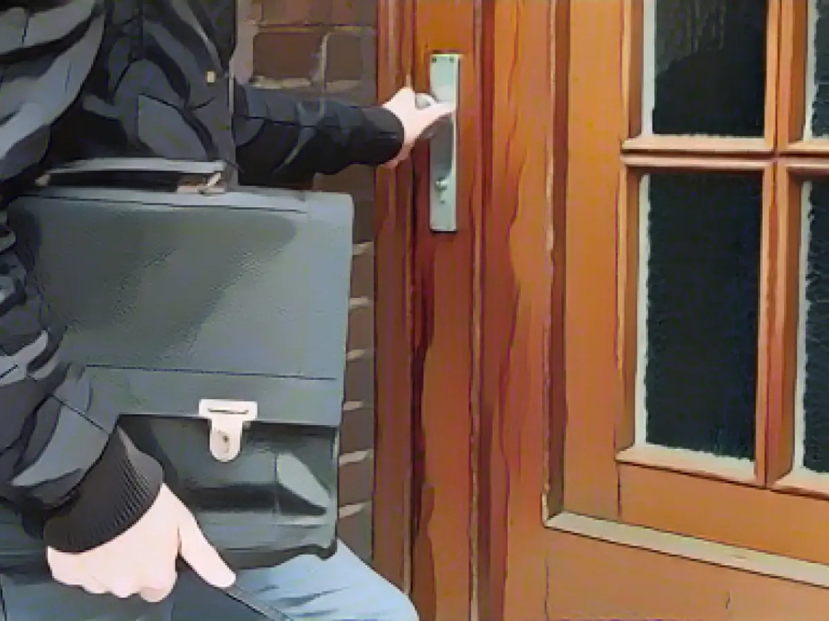 More consumer complaints about doorstep selling