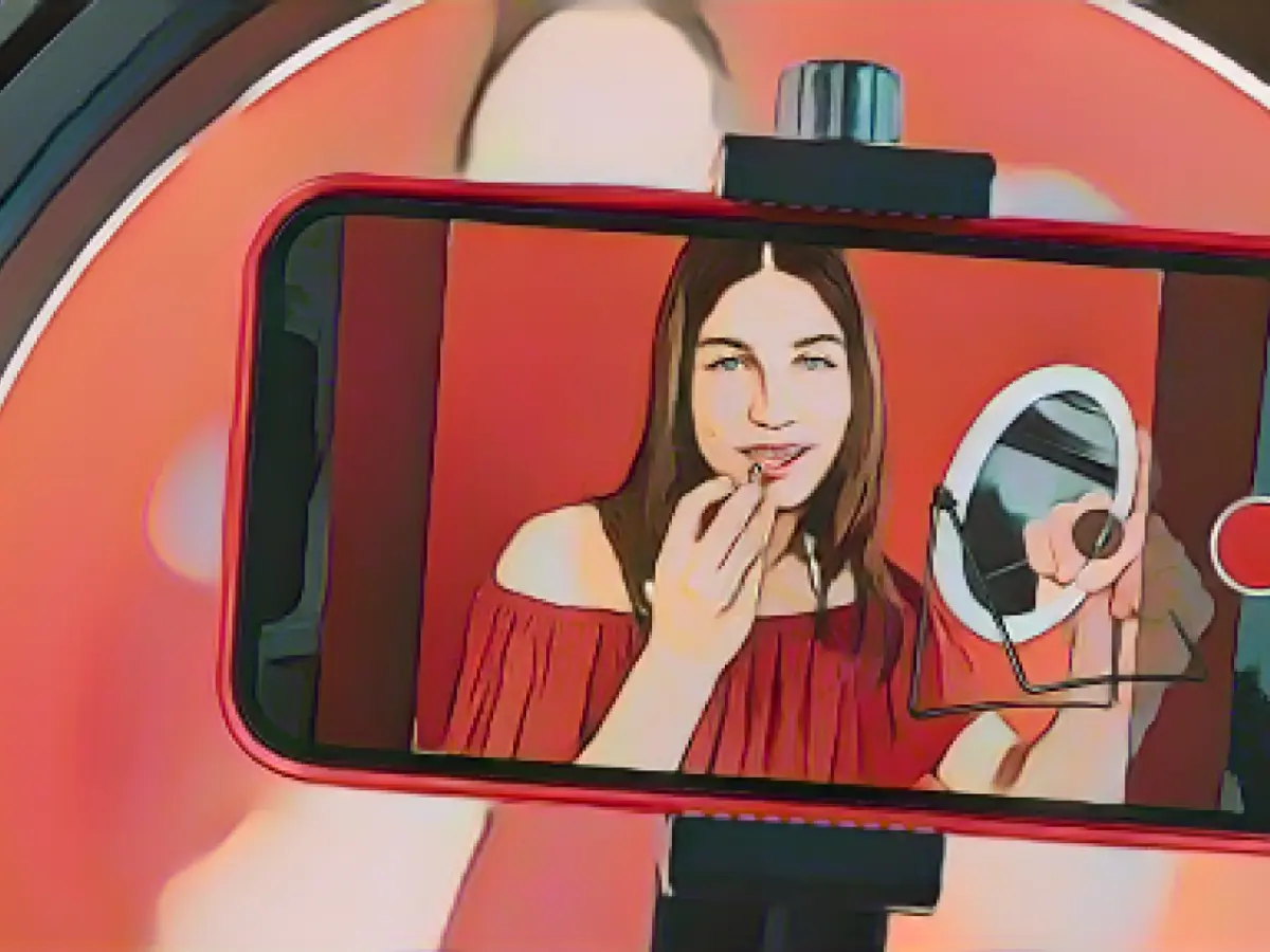 From "Tomato Girls" to "Old Money": Why microtrends are so popular with Generation Z