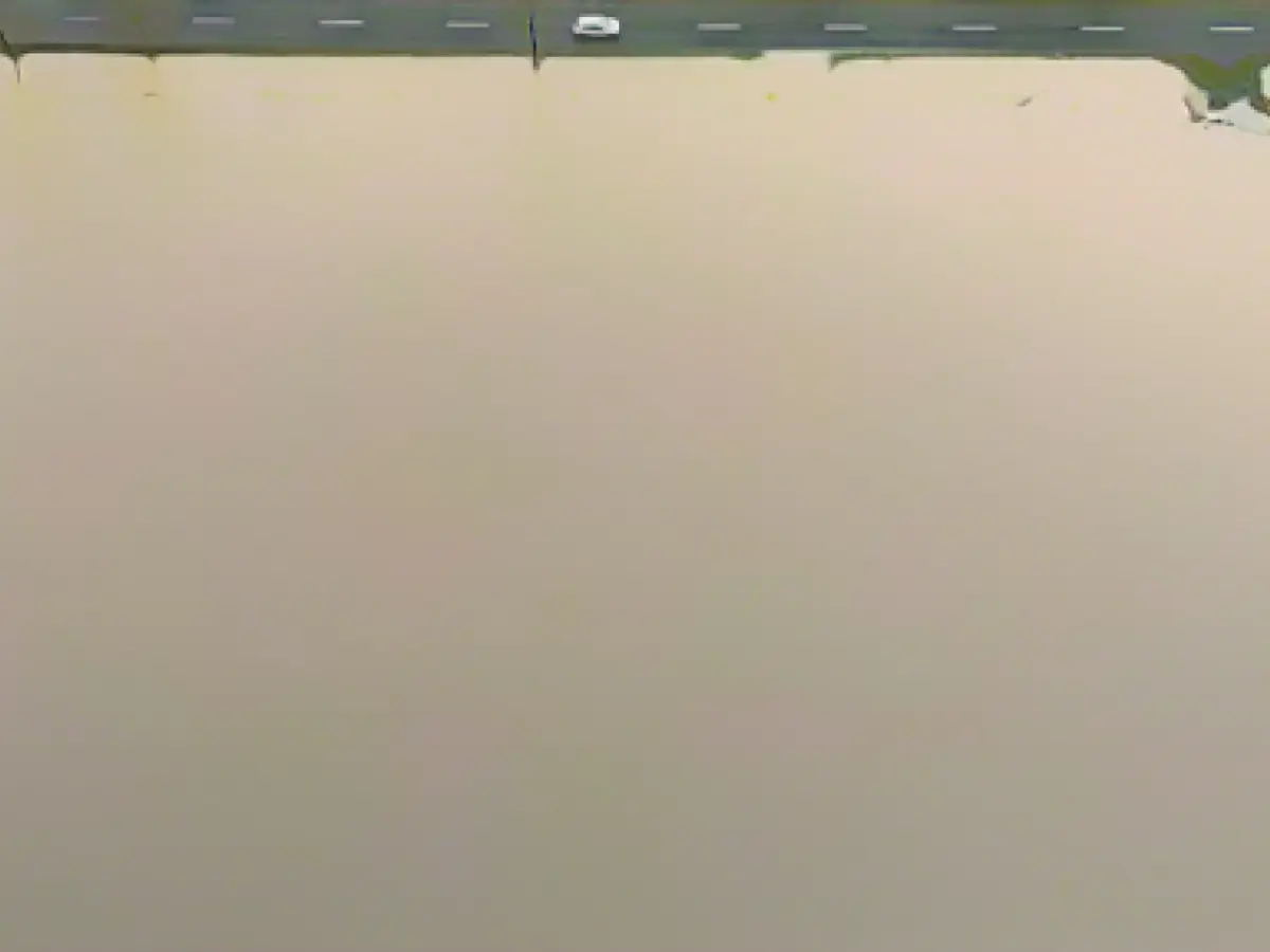 Flood situation remains tense: Highest levels feared