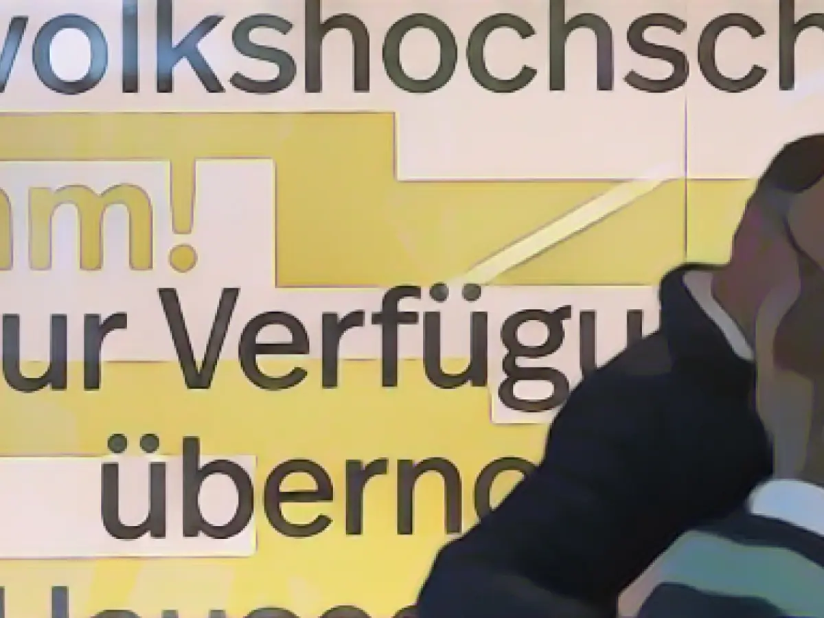 Adult education centers: Great interest in finance and saving